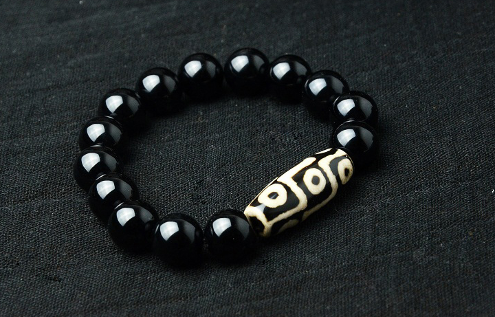 Natural Black Onyx Agate Nine Eyes Bracelet