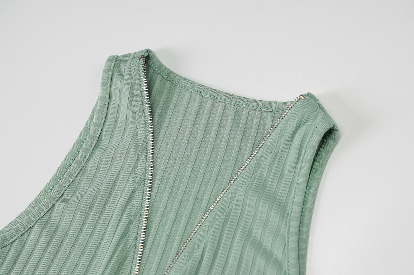 Fitted Knitted Sleeveless Pullover Mini Dress