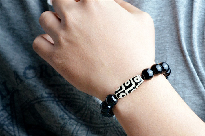 Natural Black Onyx Agate Nine Eyes Bracelet