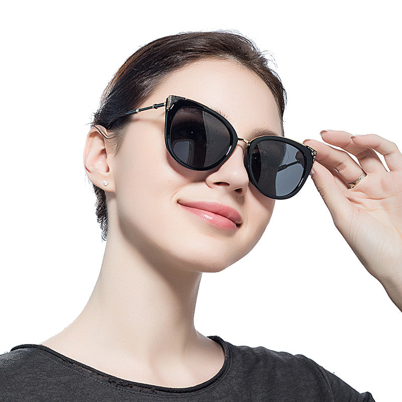 Italian Tide Brand Cat Eyed Polarized Sunglasses