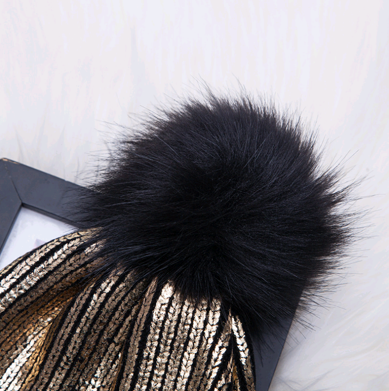 Shiny Warp Knit Wool Hat w/Black Pom