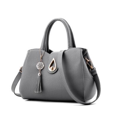 Faux Leather Shoulder Bag w/tassel