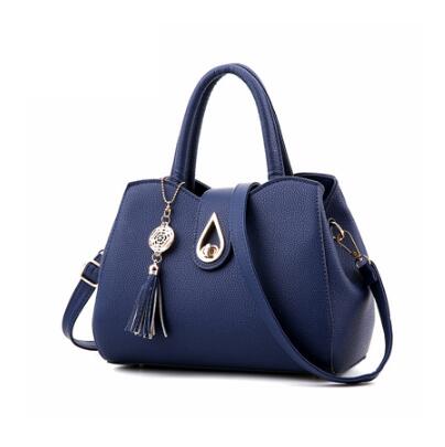 Faux Leather Shoulder Bag w/tassel