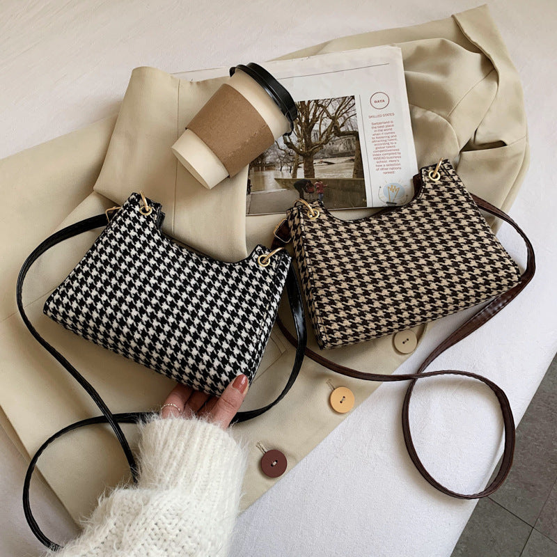 Plaid Underarm Bag