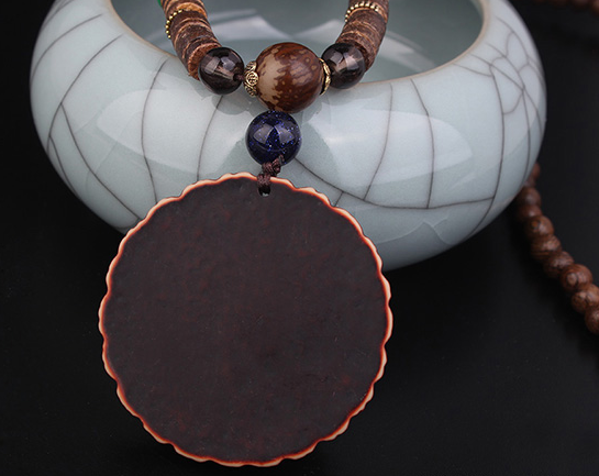 Sweater Chain w/Peacock Feather Pendant